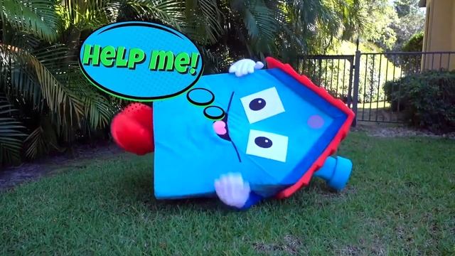 Настя и история с игровым домиком для детей