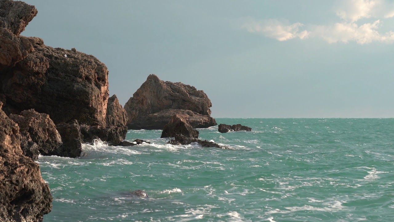 Скалы Морской Шторм