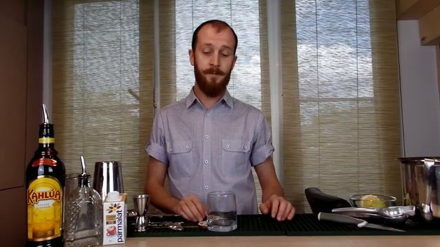 Коктейли черный русский и белый русский по классическим рецептам