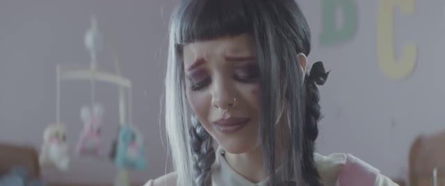 Melanie Martinez - Cry Baby