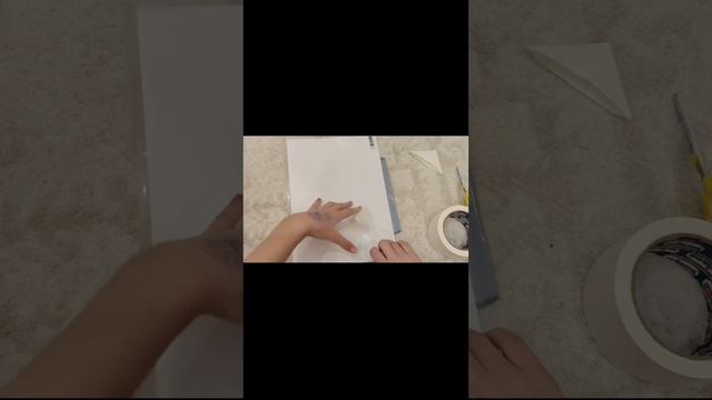 Как не оторвать обои но прикрепить плакат?