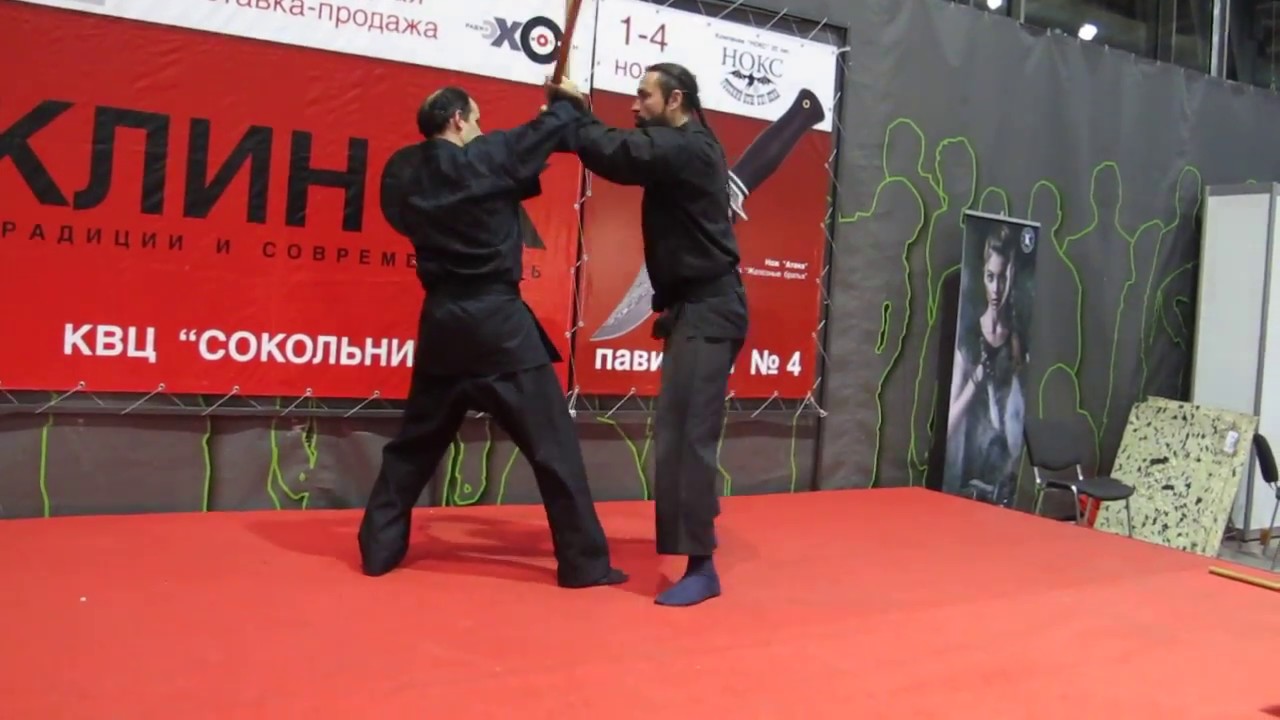 Демонстрация приемов Каратэ до и Дзюдо на Выставке Клинок! Приемы самообороны и личной защиты!