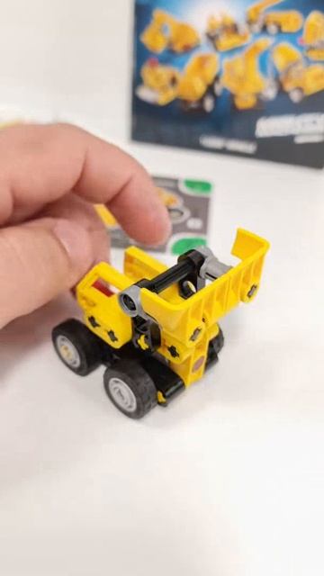 LEGO Technic Mighty Machines S1 (2/8) Колёсный погрузчик (42233)