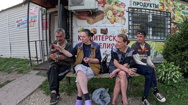 Новый телефон, с фантомной работы, кошачий побег, ИИГрачер, откидывалщик гумуса,поломался у магнита'