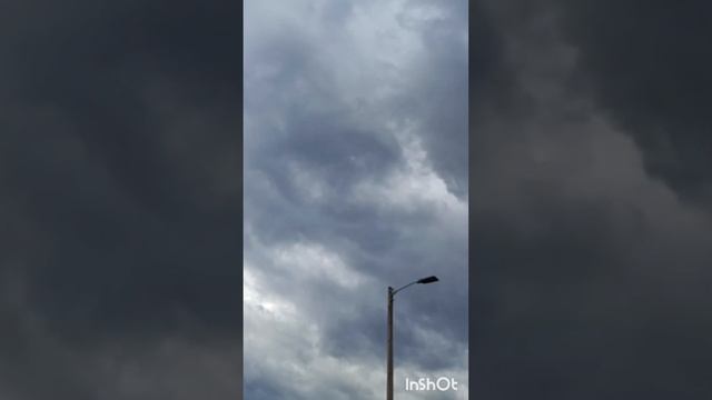 Унылый город ,унылые дома!