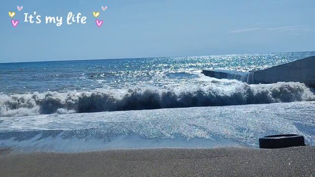Море,пляж,горы⛱️🏖️🌊🌄🪂
