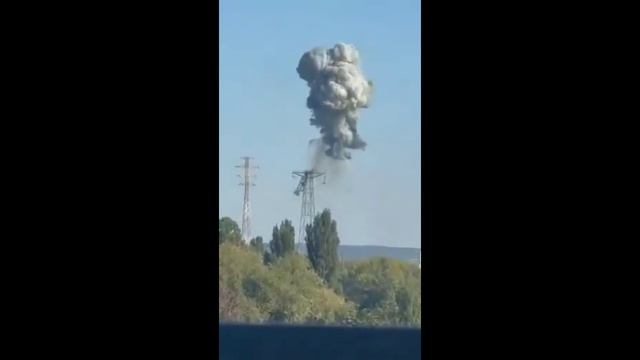 КИЕВСКАЯ ЭНЕРГЕТИКА. ЛЭП. МОМЕНТ ПРИЛЁТА.