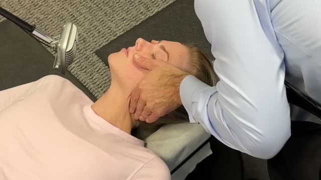 ASMR Chiropractor