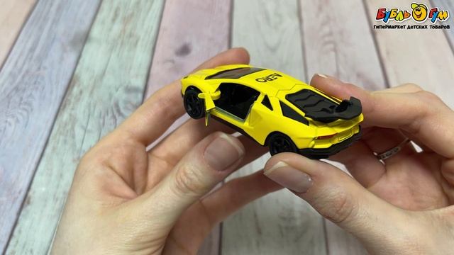 Машинка коллекционная Vroomix гоночная с инерционным механизмом и открывающимися элементами - видео