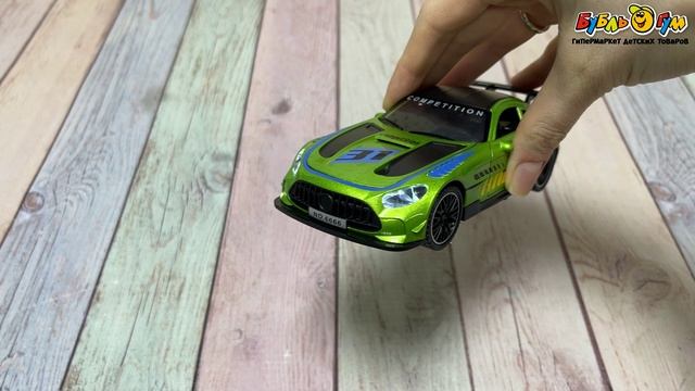 Машинка коллекционная Vroomix Mercedes AMG GT с инерционным механизмом со световыми и звуковыми эффектами в ассортименте - видео