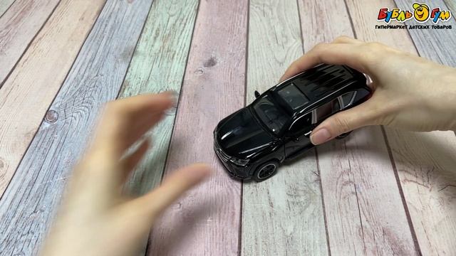 Машинка коллекционная Vroomix Внедорожник Lexus RX 600 с инерционным механизмом со световыми и звуковыми эффектами в ассортименте - видео