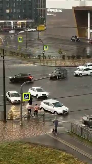 Помог на дороге
