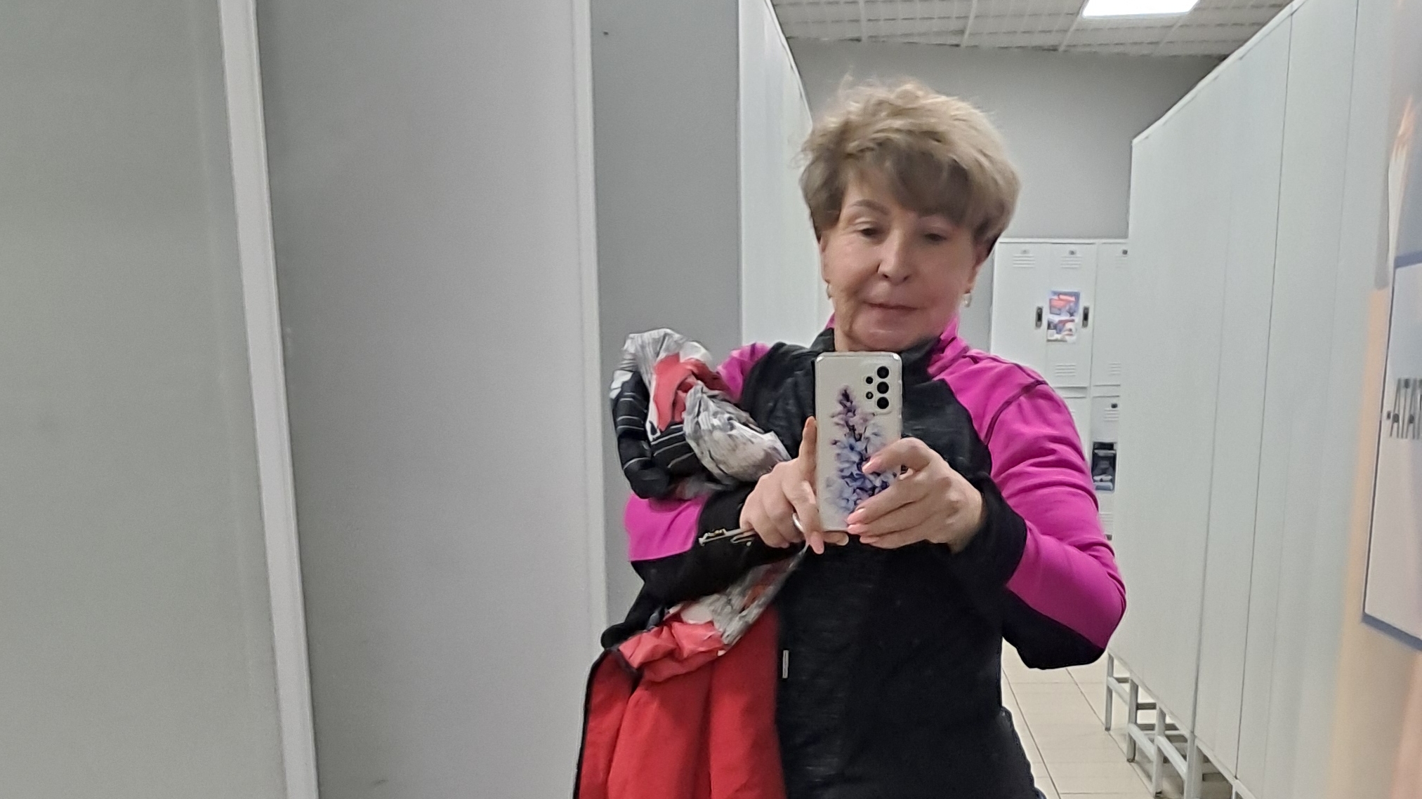 НУ,А Я КАК ВСЕГДА В ДЕЛАХ🤷♀️