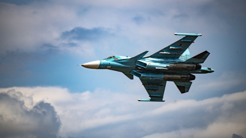 Су-34 ударил по пункту дислокации ВСУ. Лучшее видео из зоны СВО