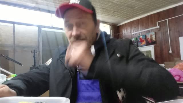 Мукбанг