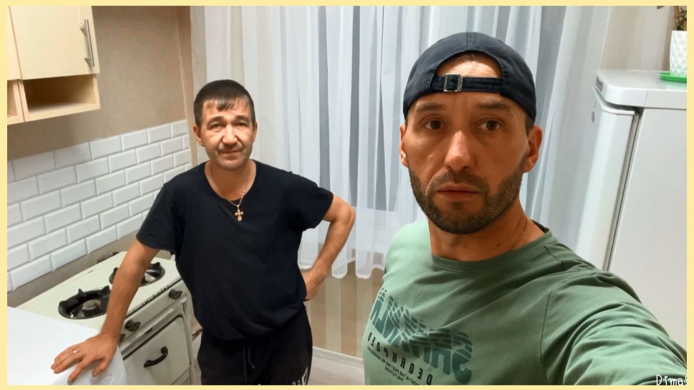 Паша готовит