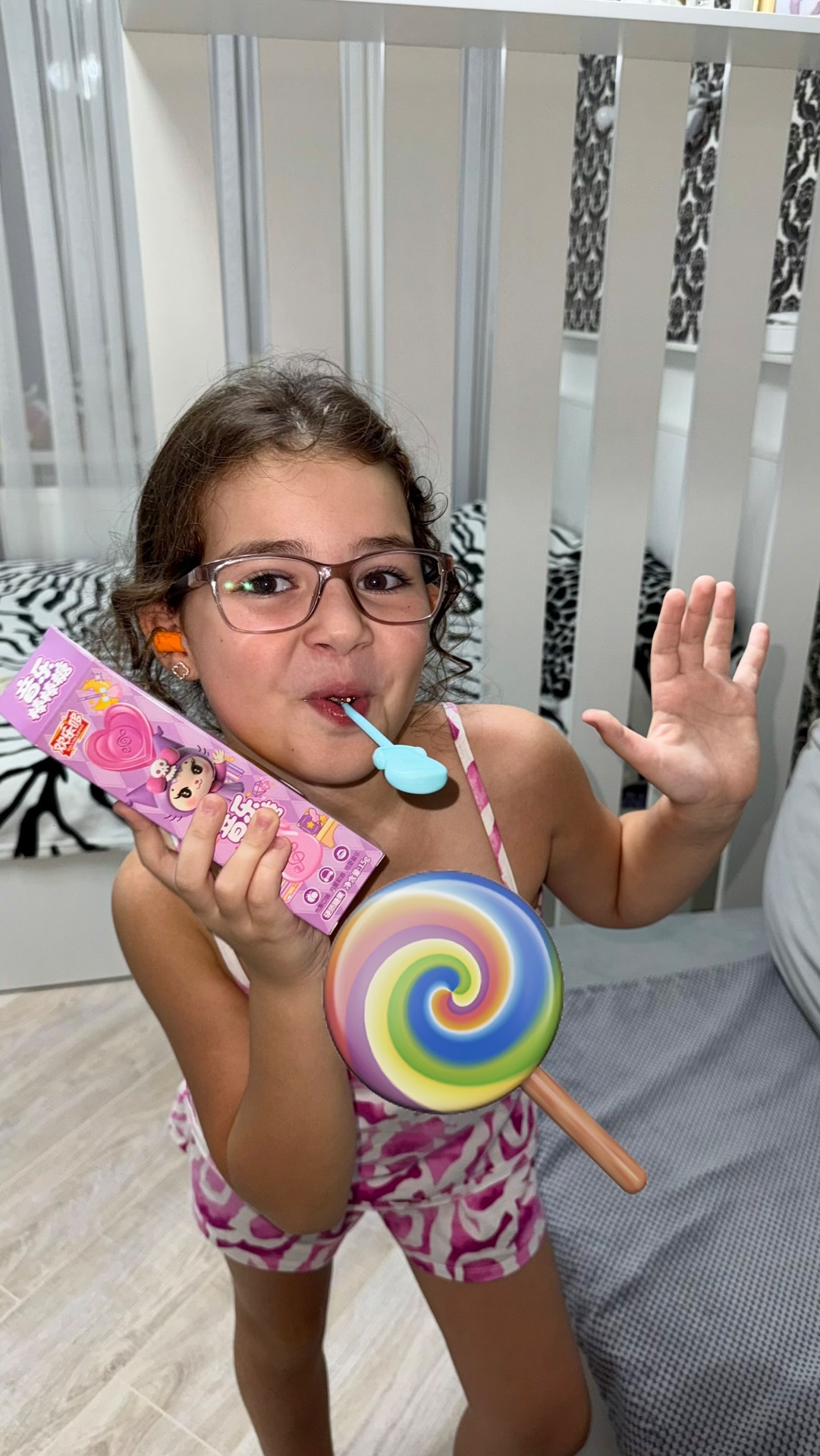 Распаковка музыкальной конфеты перед сном 😄🥰🍭