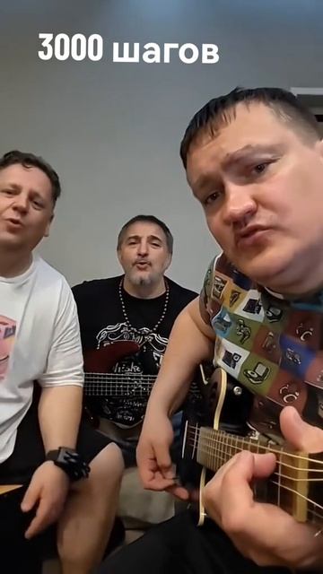 Мне под ноги бросилась весна