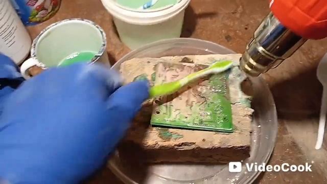 разбираем на цветные металлы сломанную технику.