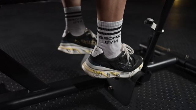 BRONZE GYM RAVE RV27
