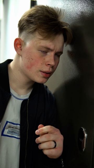 Открыли бы?