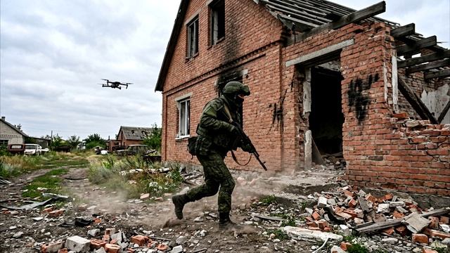 А ДРОН ЛЕТИТ ЗА МНОЙ🔥(слова и муз.Denision)🔥🔥🔥
