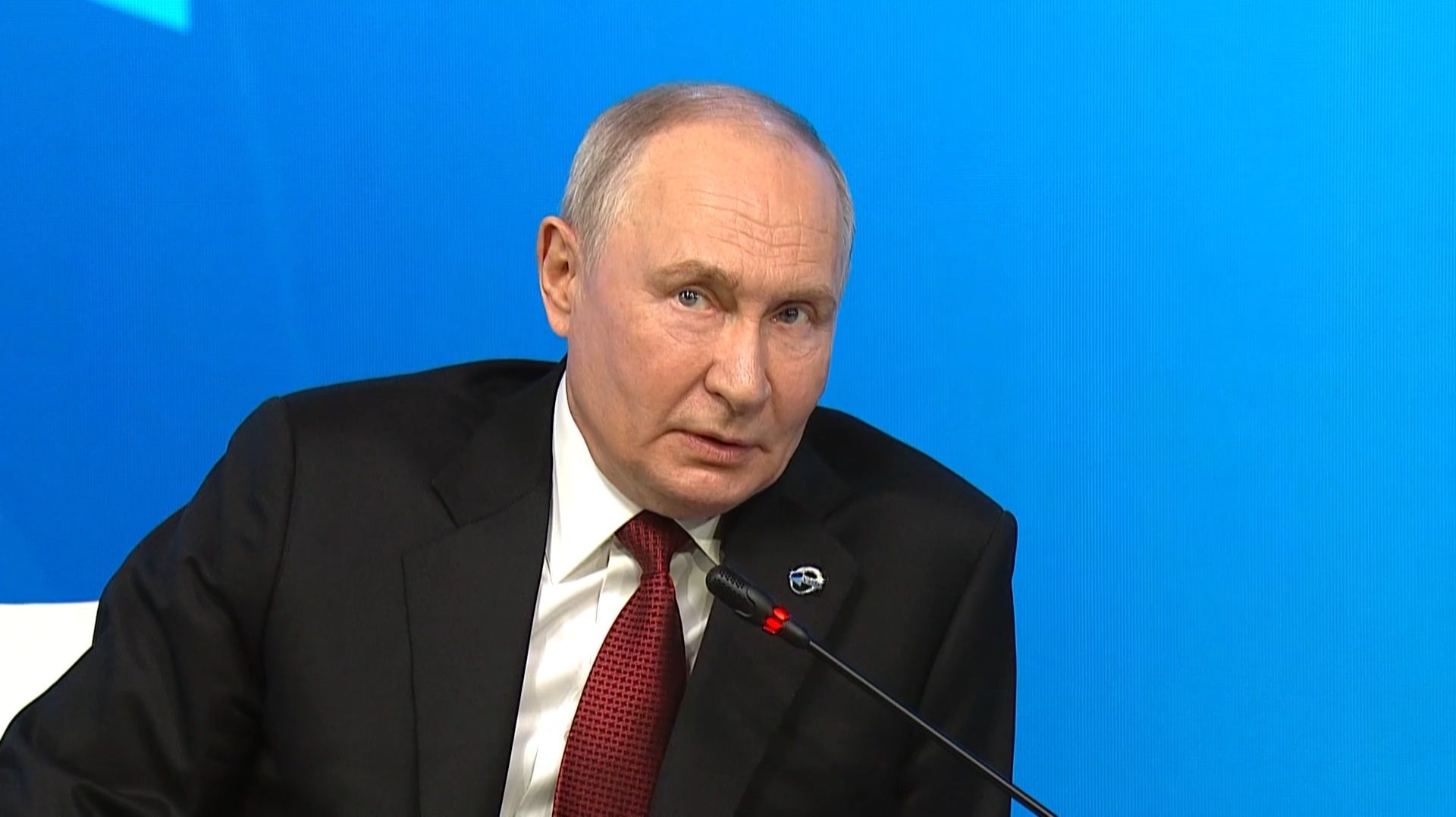 «ЭТО НЕИЗБЕЖНО ЗАКОНЧИТСЯ ПРОВАЛОМ!» — Путин о новом «железном занавесе» Запада