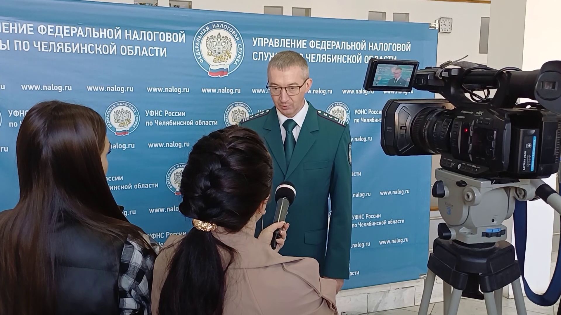 Гость в студии