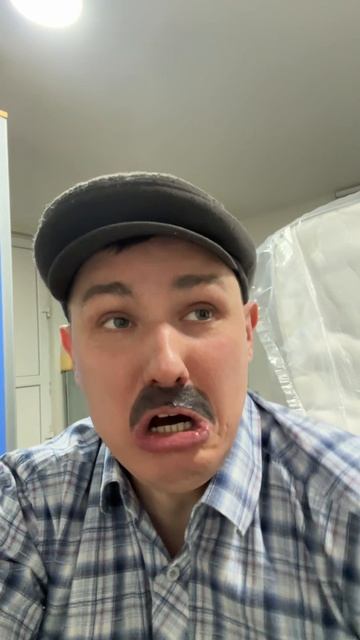 Ударил по шляпе 😄