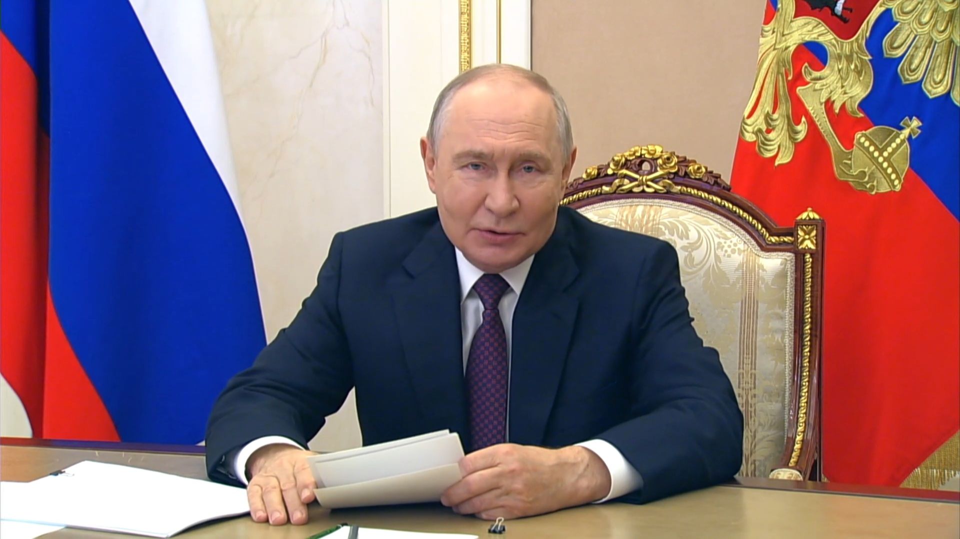 «НА ТАКИХ ЛЮДЯХ МНОГОЕ ДЕРЖИТСЯ!» — Путин о тех, кто меняет судьбы детей