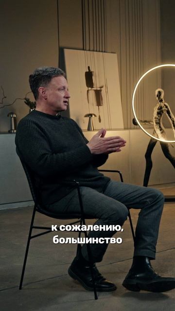 Американский журналист Джон Вароли переехал в Россию