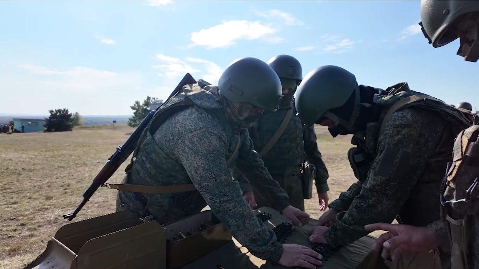 Илдең хәрби резервы отряды яугирҙары күнекмәләр башланы