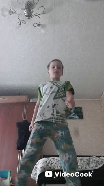 ДЛЯ {МИХА}