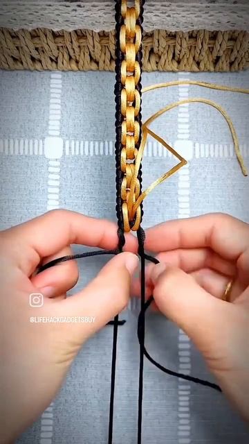 Интересный узел для плетения из паракорда