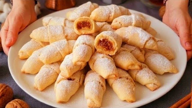 ЗА КОПЕЙКИ❗️Кияток+ Растительное Масло+Мука❗️ Гора вкуснейшей выпечки к чаю / Рогалики рецепт