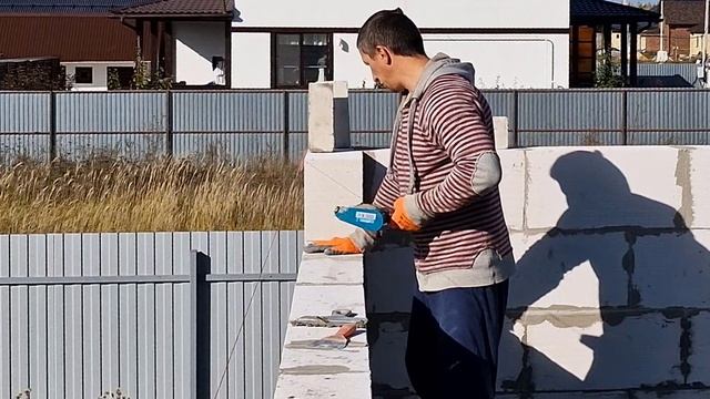 Строительство дома своими руками.