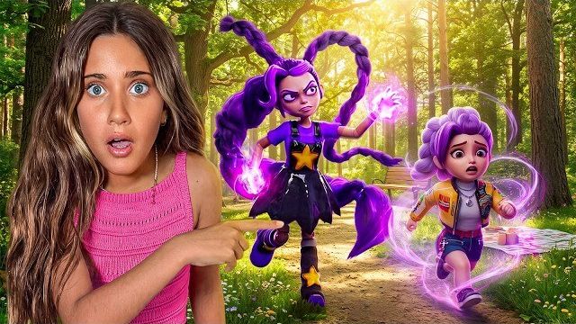 🕵️♂️ СНЯЛ НА КАМЕРУ: Lily Lovebraids превратила Руми из Huntrix в младенца! 💥 Спасли её! 🍼