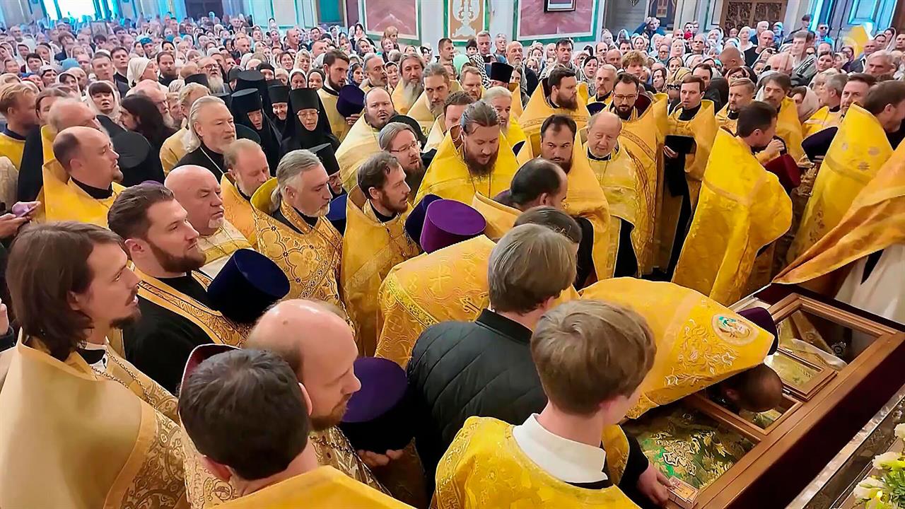 Мощи святителя Луки Крымского перенесли в Александро-Невский кафедральный собор.