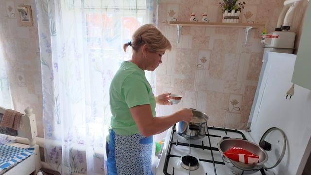 Собираю мужа на вахту.
