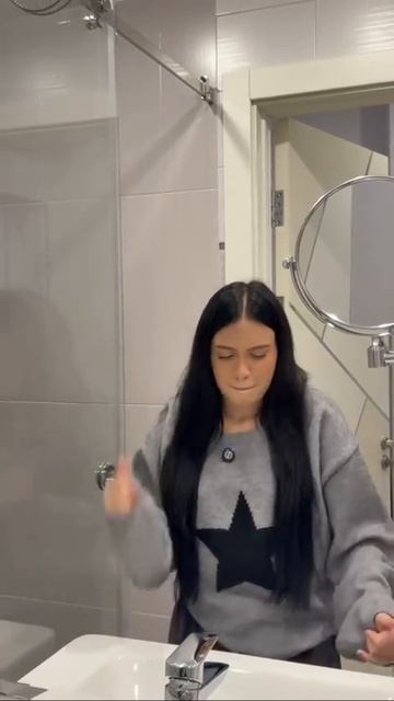 Иногда выбор музыки занимает больше времени, чем  сами сборы😮