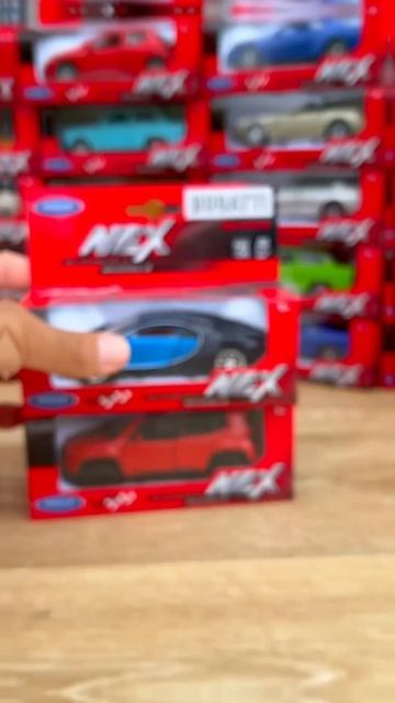 Открываем коробки с Welly Cars — что внутри?