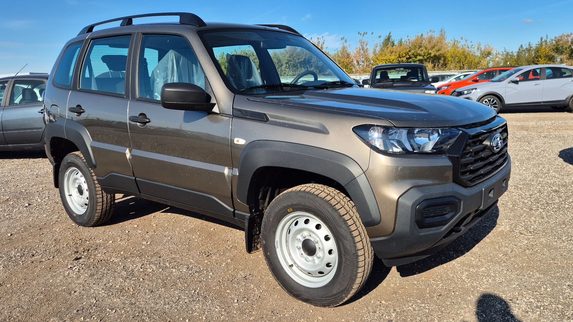 САМАЯ ДЕШЕВАЯ Niva Travel с кондиционером, комплектация комфорт с выгодой 110 000 #niva #nivatravel