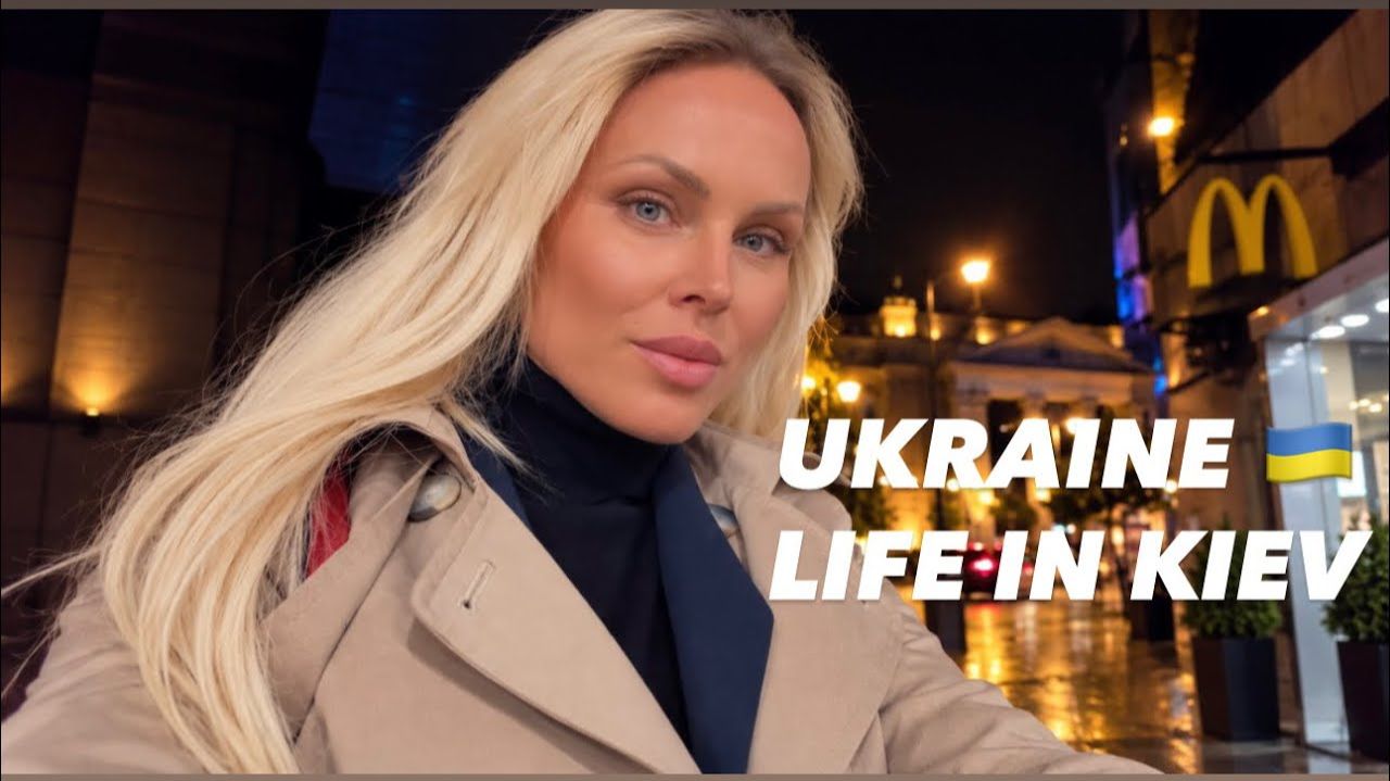 Украина, жизнь. Улицы, люди, прогулки.