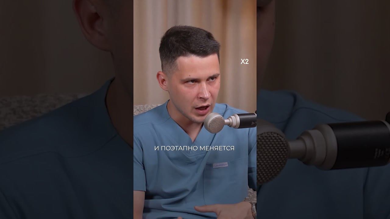 Почему новорождённый сразу после родов синий?!