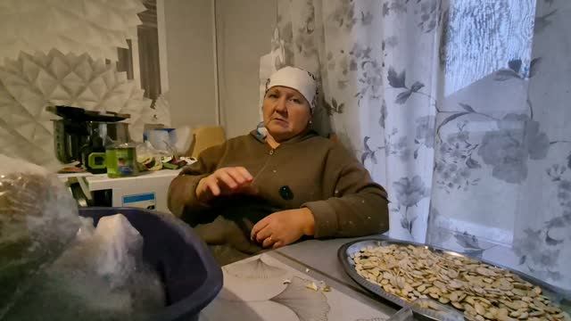 занесла курочек для копчения/ что пишут в чатах