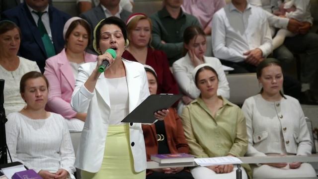 Снова жёлтой листвою... 🙏♥️ христианские стихи