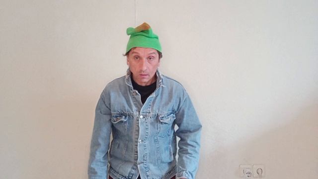Леня.