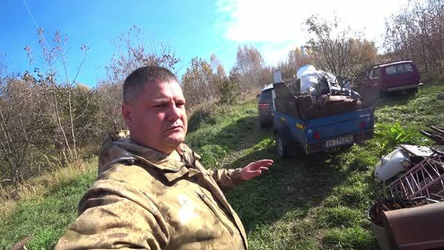 Давно не было таких интересных находок в металлоломе! Особенный житель нашей деревни!
