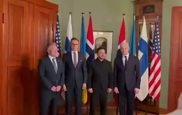 Начались переговоры между Зеленским и Уиткоффом