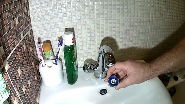Как разобрать двухвентельный смеситель ?